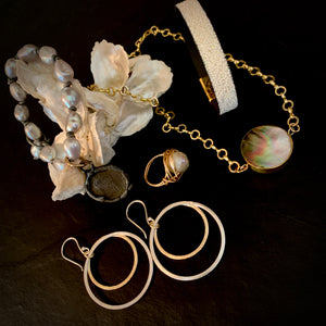 The Belinda - Gold Circle Earrings